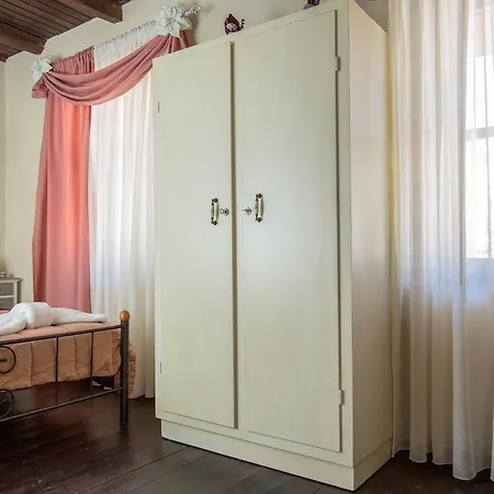 Отель Casa Di Porto