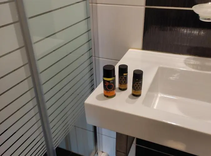 波尔图之家酒店 干尼亞