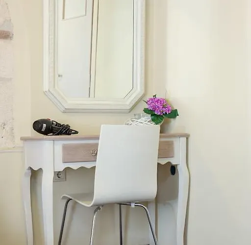 Casa Di Porto Szálloda Hriszí Aktí Haniá